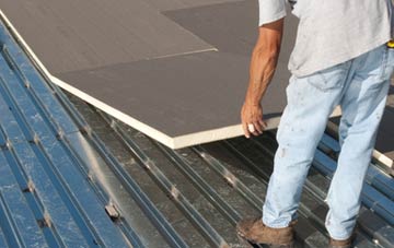 benefits of insulating Manorowen flat roofing